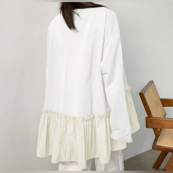 Cream colored smock top (please see photo for small flaw) - Picture 9 of 10